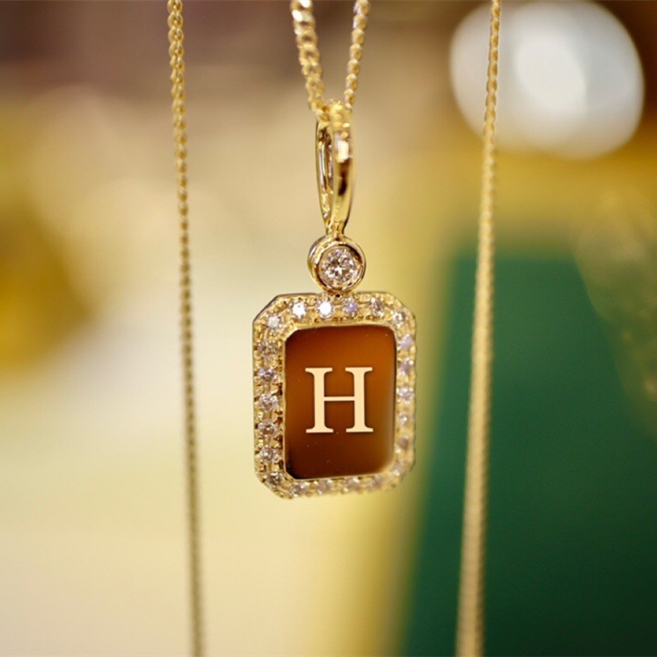 Waterproof Delicate High Quality Fine Jewelry 100 Au750 Pure Yellow Gold Natural Diamond In 18k