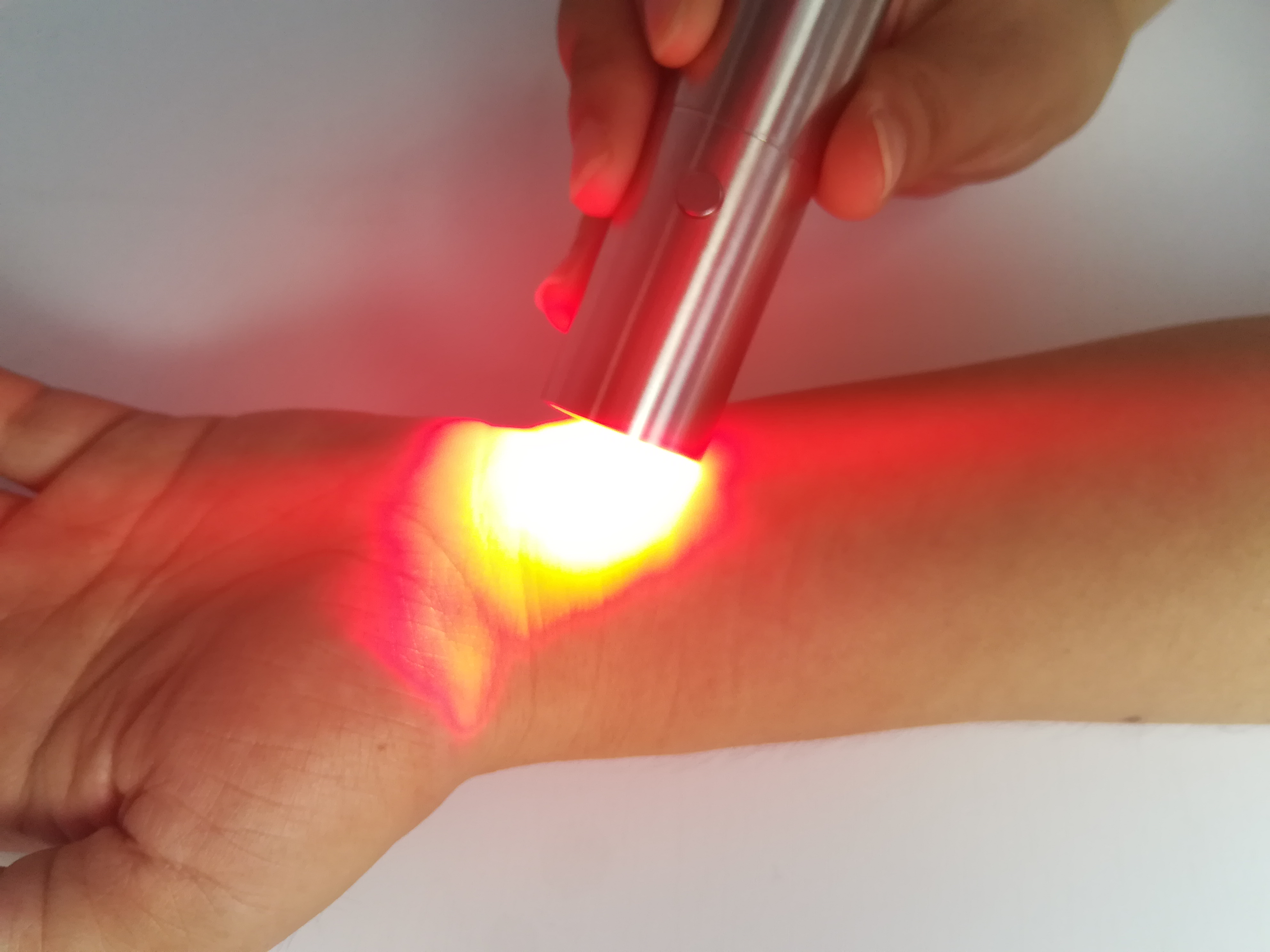 Kinreen 2019 Portable Led Light Therapy Health & Medical Product 630nm